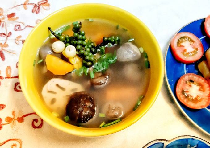 canh rau cu nam huong nau tieu xanh recipe main photo | Ăn Chay, Thuần Chay, Quán Chay & Nhà Hàng Chay