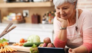 Cùng với việc có tuổi thọ cao hơn, những người theo chế độ ăn uống dựa trên thực vật cũng có thể duy trì sức khỏe nhận thức trong một thời gian dài.