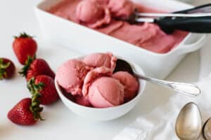 strawberry frozen yogurt 15 | Ăn Chay, Thuần Chay, Quán Chay & Nhà Hàng Chay