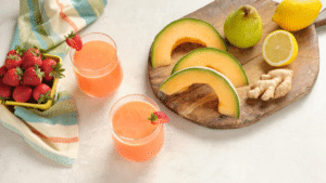 best fresh strawberry juice recipe cantaloupe pear ginger hero | Ăn Chay, Thuần Chay, Quán Chay & Nhà Hàng Chay