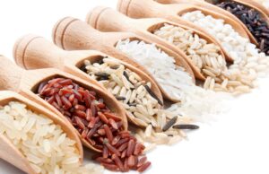 Mặc dù ăn gạo trắng có thể cung cấp nhiều chất dinh dưỡng bổ sung như vitamin B, nhưng mọi người nên hạn chế tiêu thụ ngũ cốc tinh chế không quá một nửa lượng cho phép hàng ngày.
