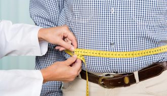 doctor measures overweight person s waistline | Ăn Chay, Thuần Chay, Quán Chay & Nhà Hàng Chay