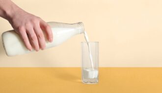 drinking milk may put you at risk of prostate cancer 1440x810 1 | Ăn Chay, Thuần Chay, Quán Chay & Nhà Hàng Chay